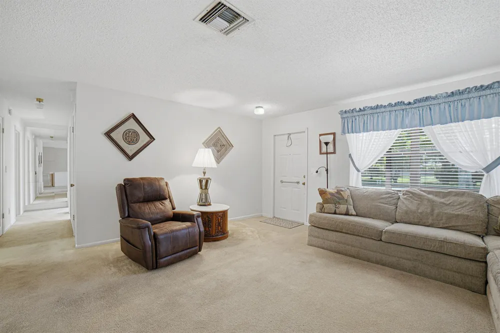 4340 SW 74th Avenue Davie, FL 33314