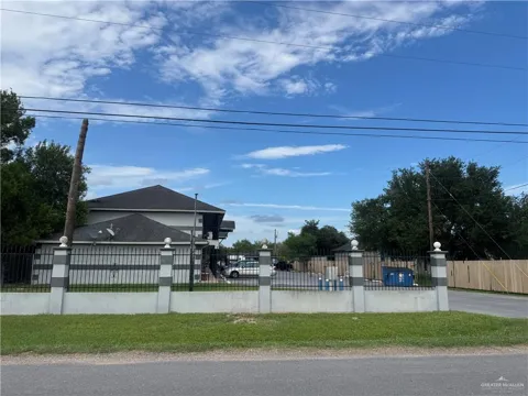 2701 S Midway Road #3