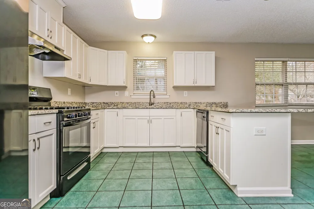 124 Springvalley CIR Stockbridge, GA 30281