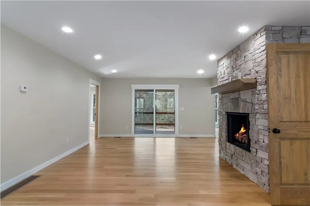 105 Riveredge Drive Ellijay, GA 30536
