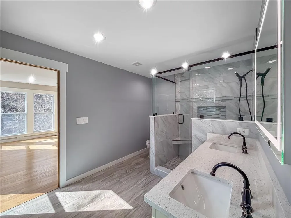 105 Riveredge Drive Ellijay, GA 30536