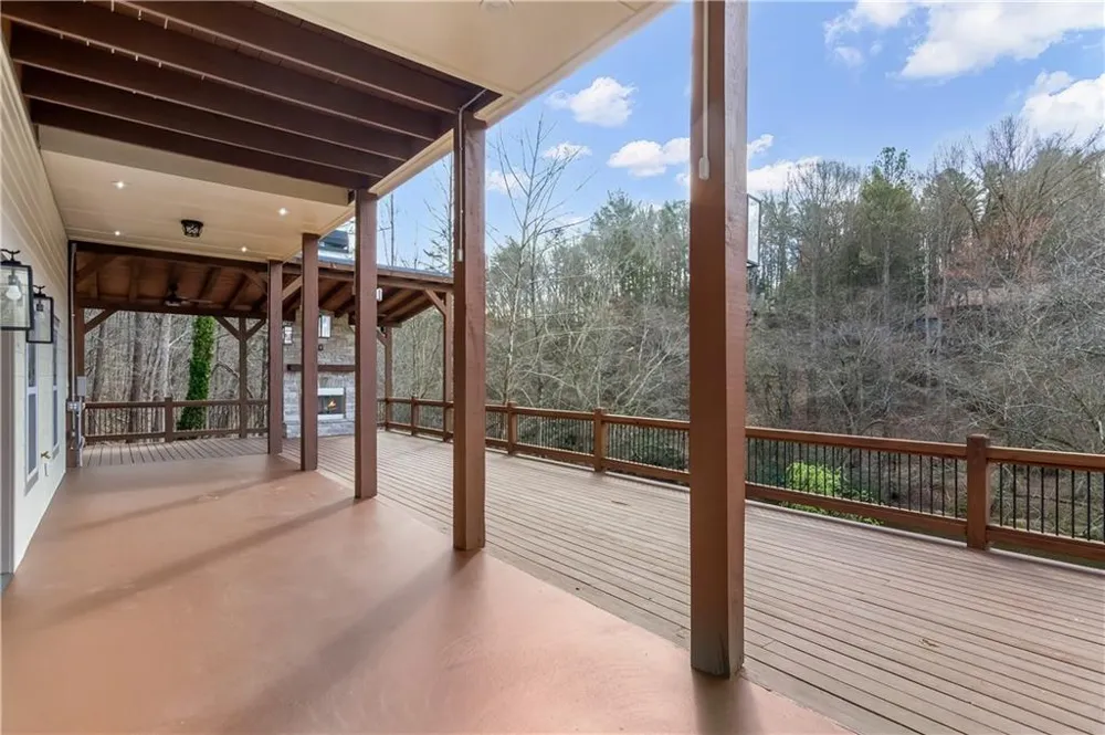 105 Riveredge Drive Ellijay, GA 30536