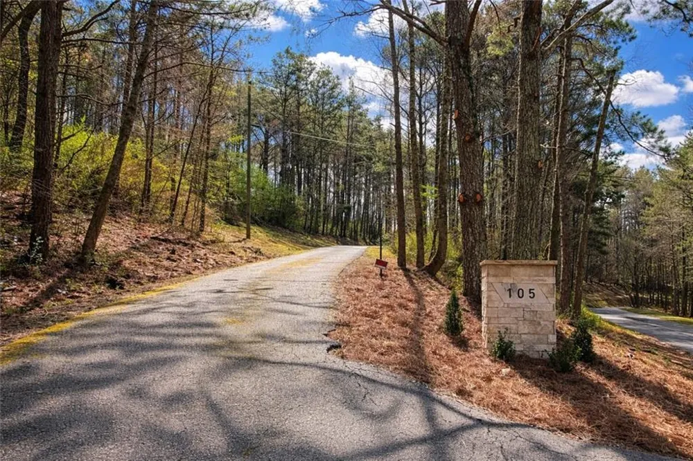 105 Riveredge Drive Ellijay, GA 30536