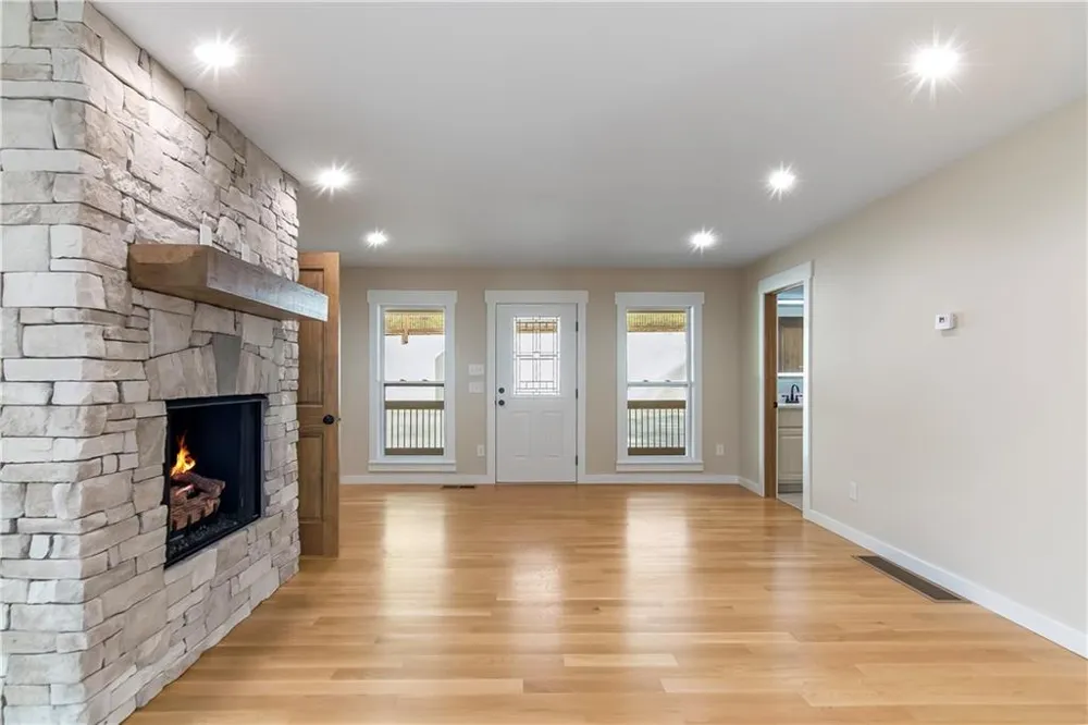 105 Riveredge Drive Ellijay, GA 30536