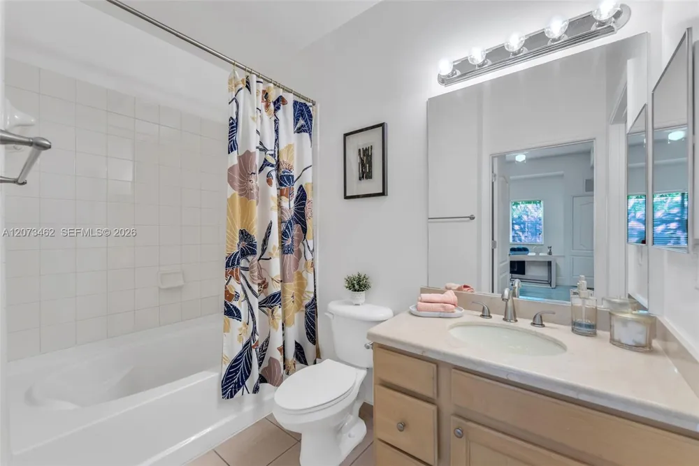 6001 SW 70th St #513 South Miami, FL 33143