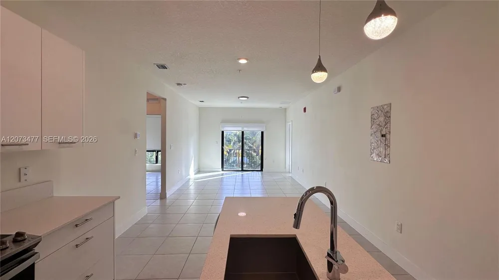 8001 NW 41st St #308 Doral, FL 33166