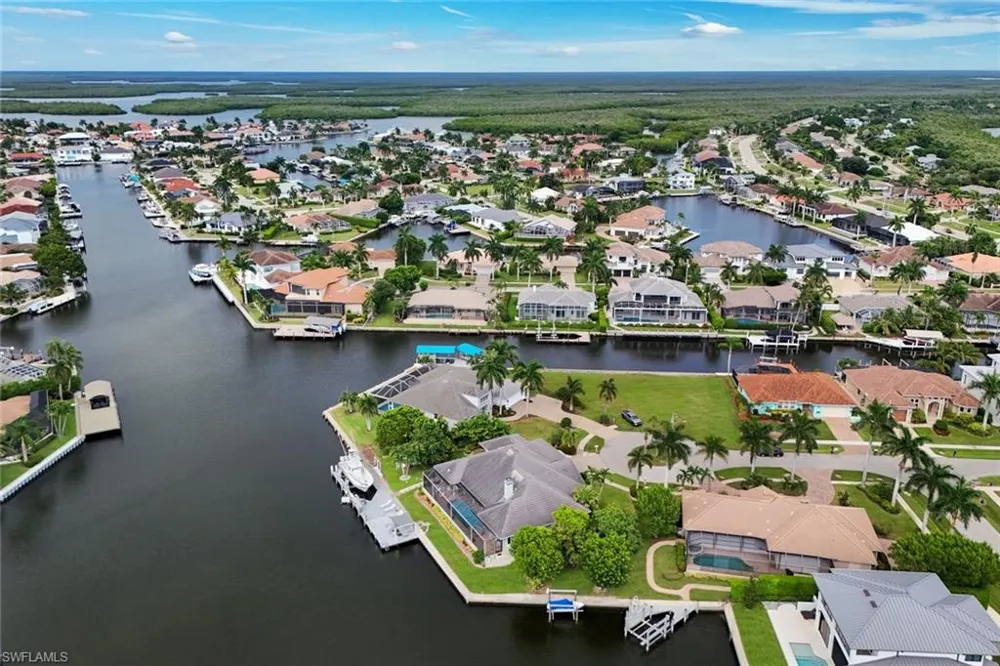 60 Covewood Court Marco Island, FL 34145