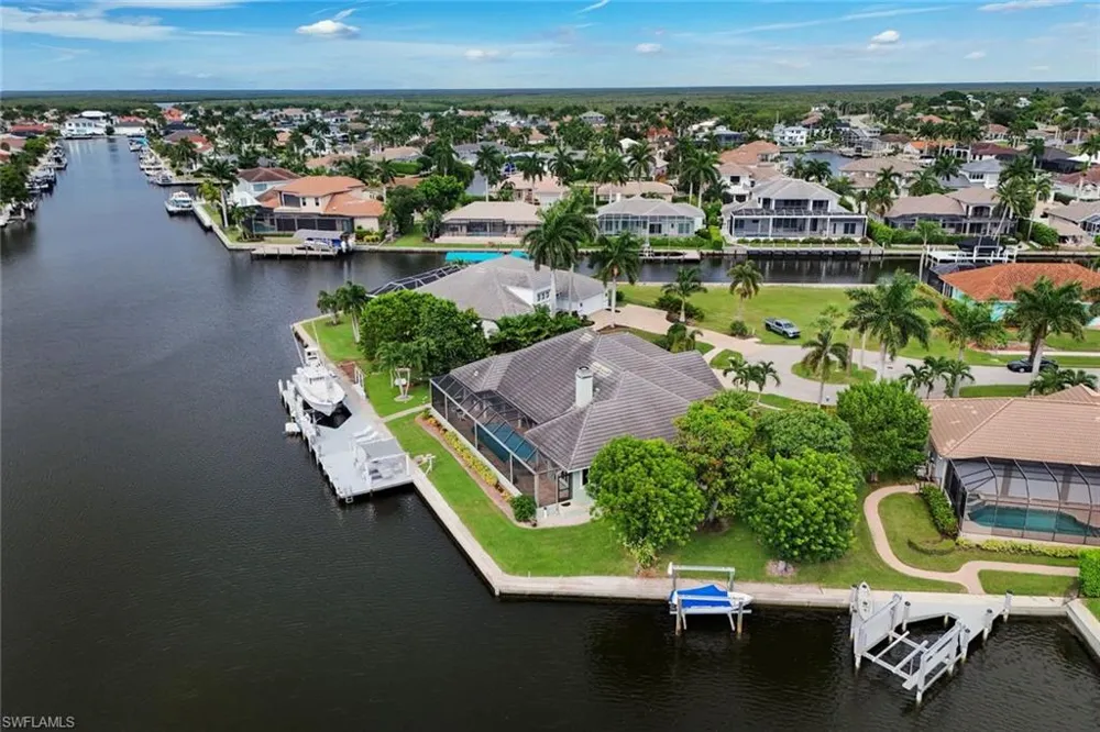 60 Covewood Court Marco Island, FL 34145