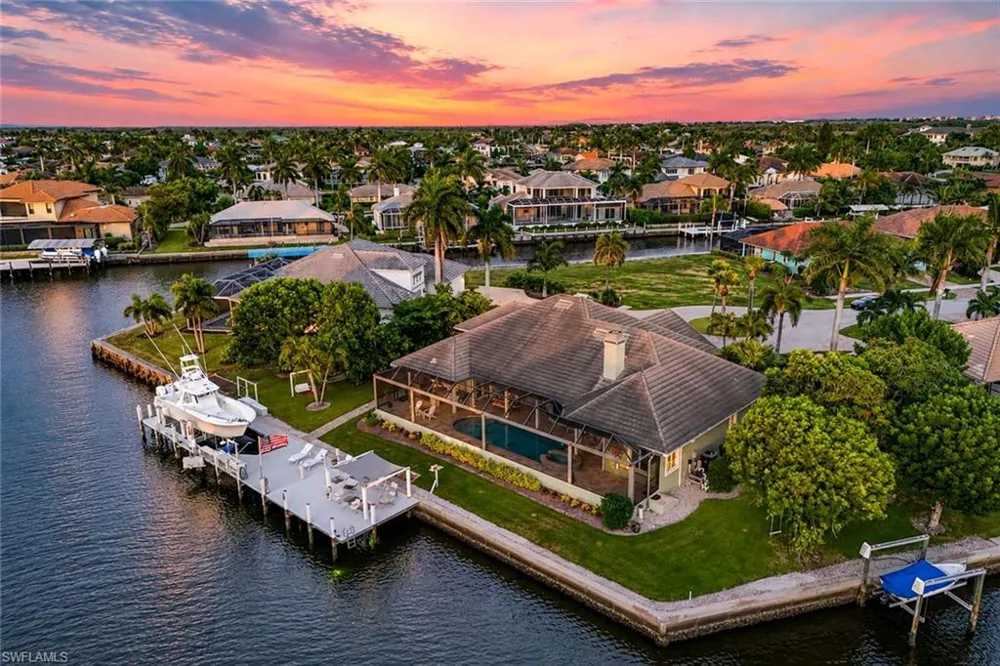 60 Covewood Court Marco Island, FL 34145