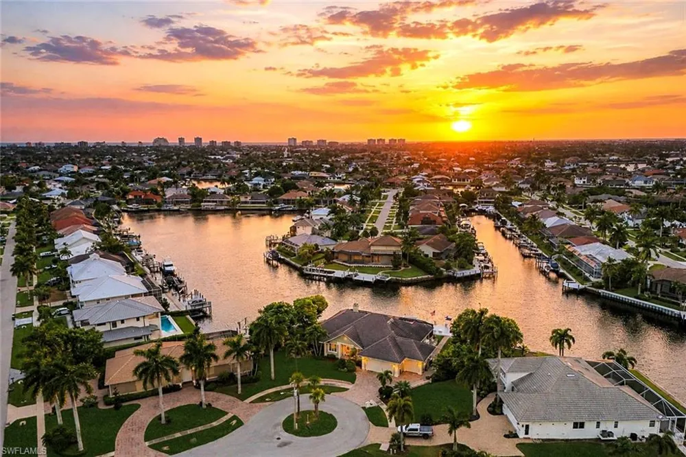 60 Covewood Court Marco Island, FL 34145