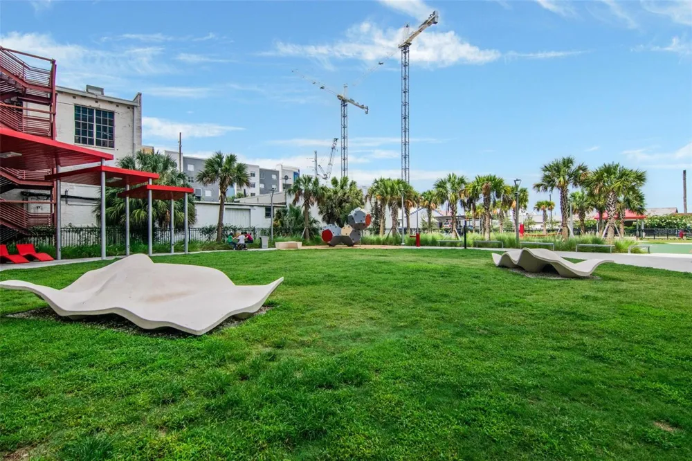 1120 E KENNEDY BOULEVARD #715 Tampa, FL 33602