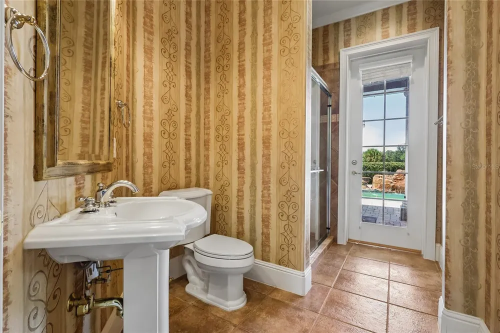 6102 S HAMPSHIRE CT Windermere, FL 34786