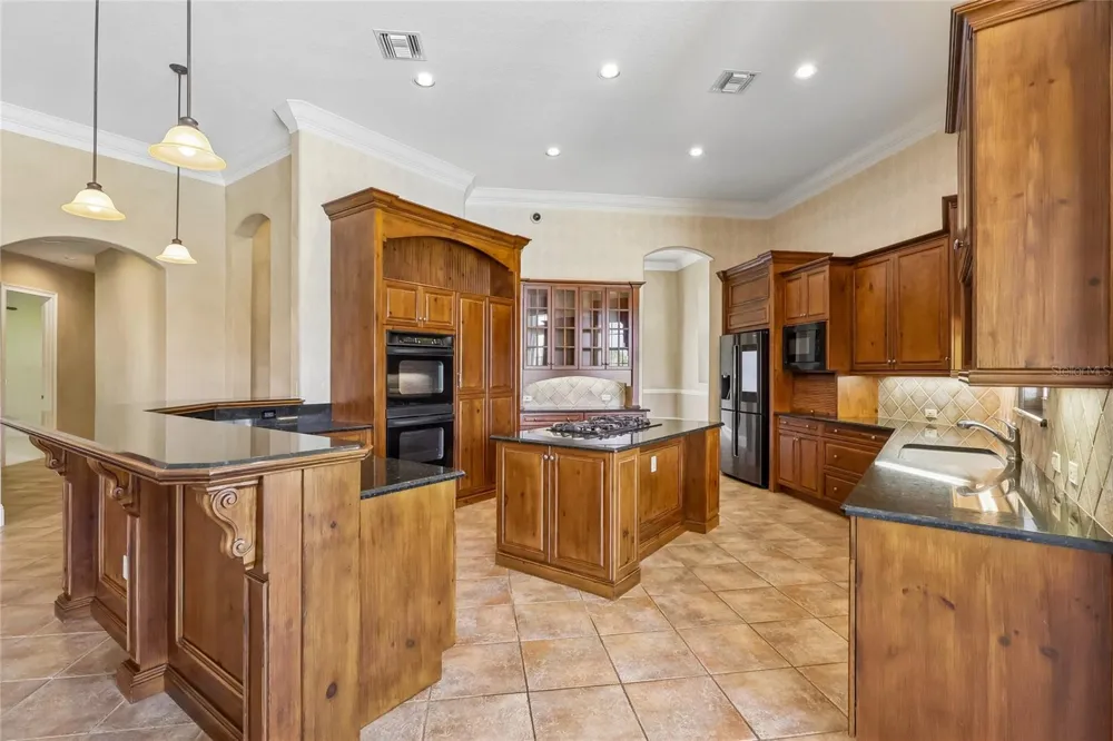 6102 S HAMPSHIRE CT Windermere, FL 34786