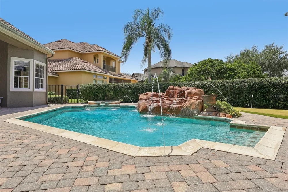 6102 S HAMPSHIRE CT Windermere, FL 34786