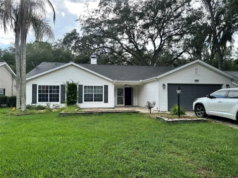 4242 LEAFWAY CIRCLE