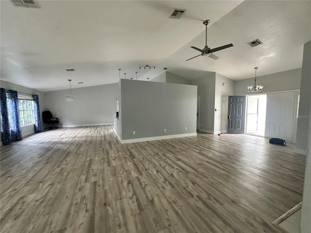 4242 LEAFWAY CIRCLE Leesburg, FL 34748