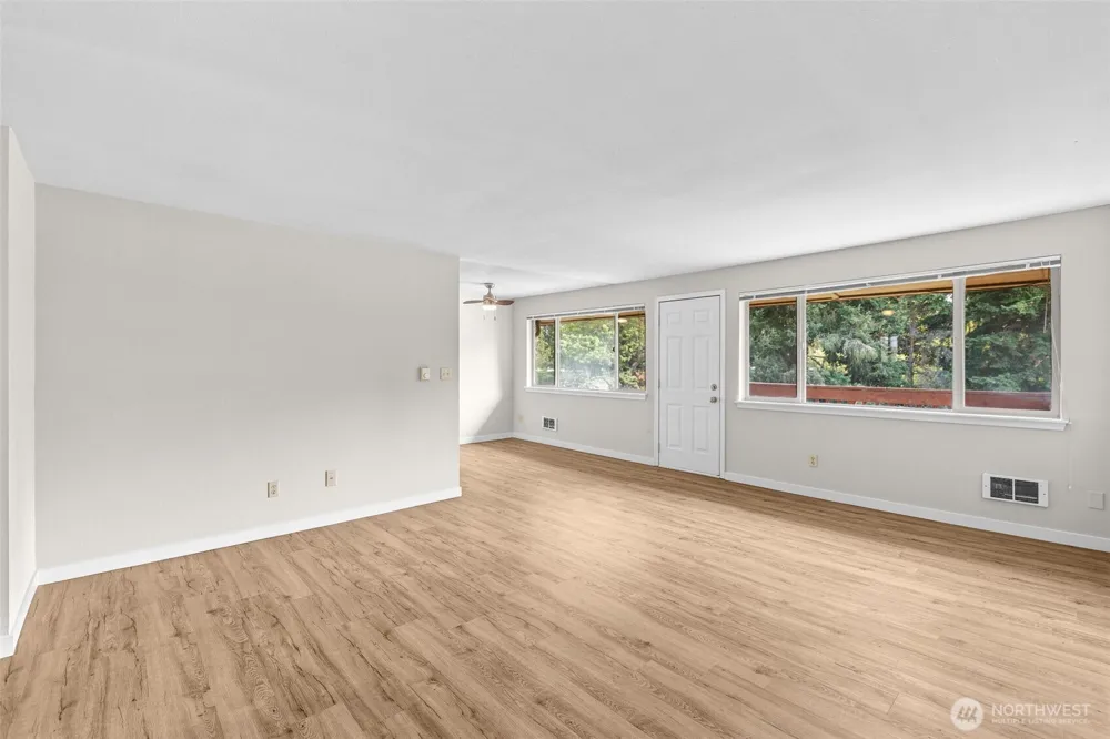 3834 175th Avenue NE #A303 Redmond, WA 98052