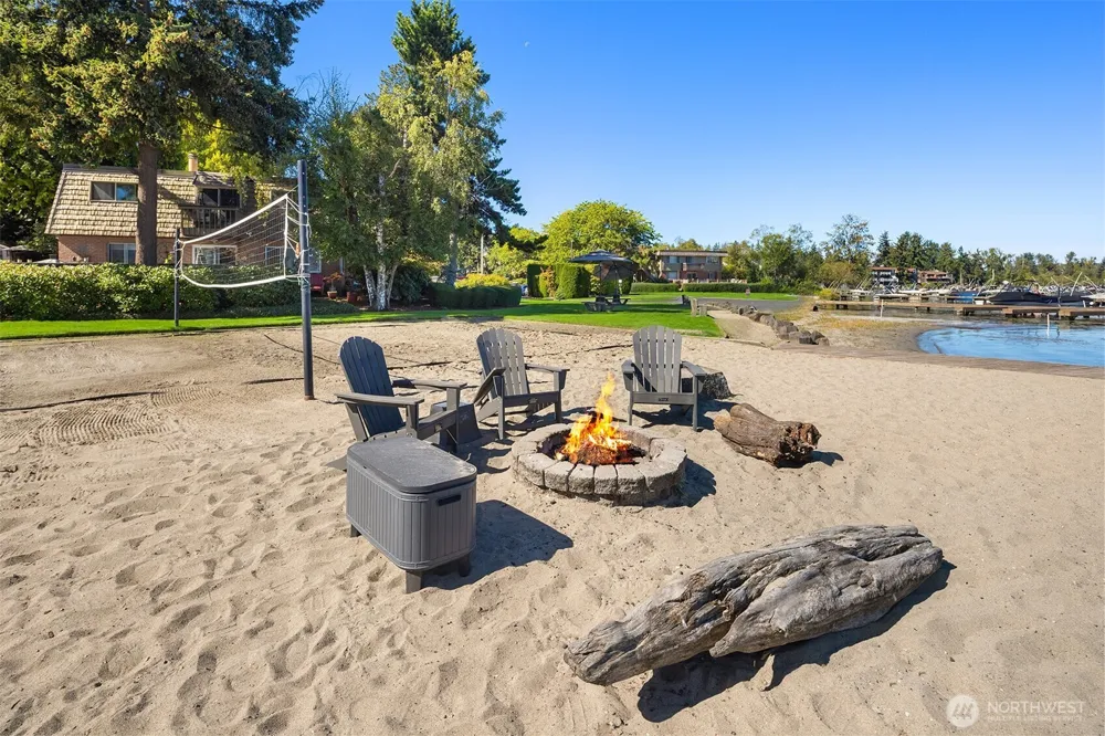 3834 175th Avenue NE #A303 Redmond, WA 98052