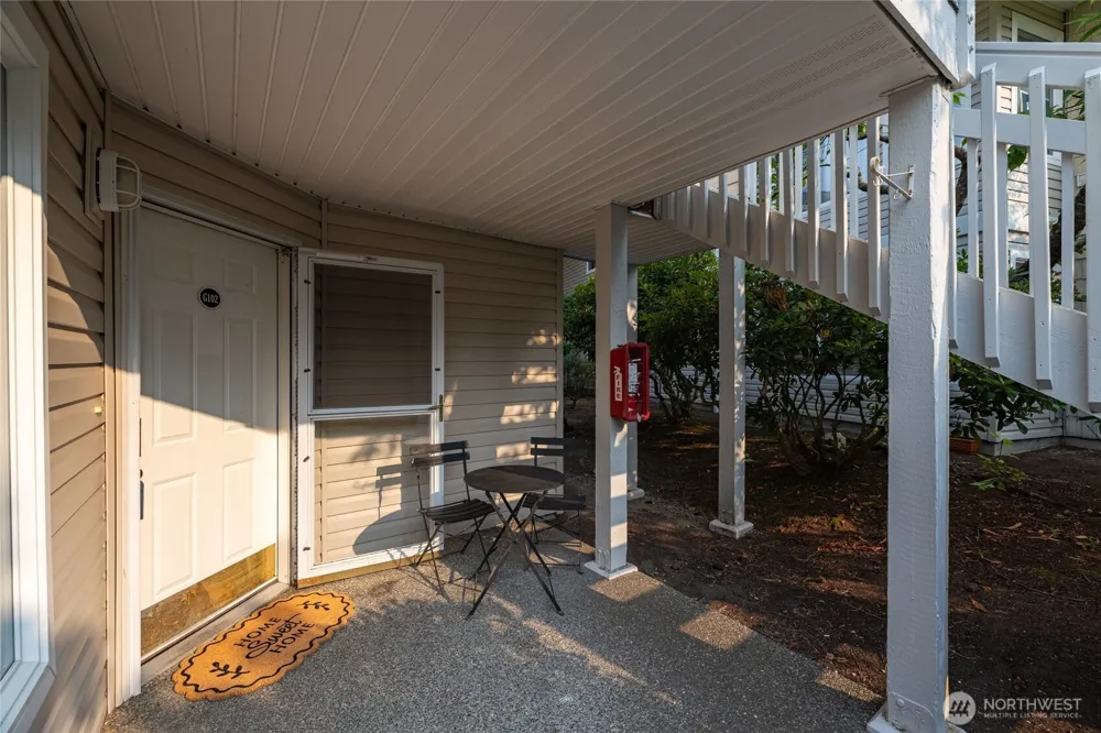 9210 Market Place #G102 Lake Stevens, WA 98258
