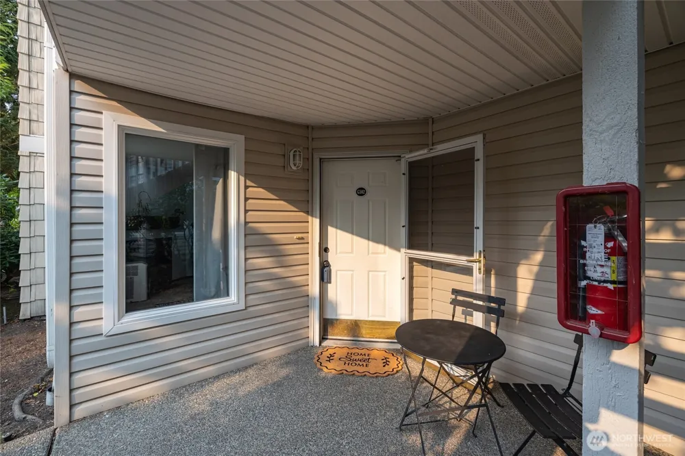 9210 Market Place #G102 Lake Stevens, WA 98258