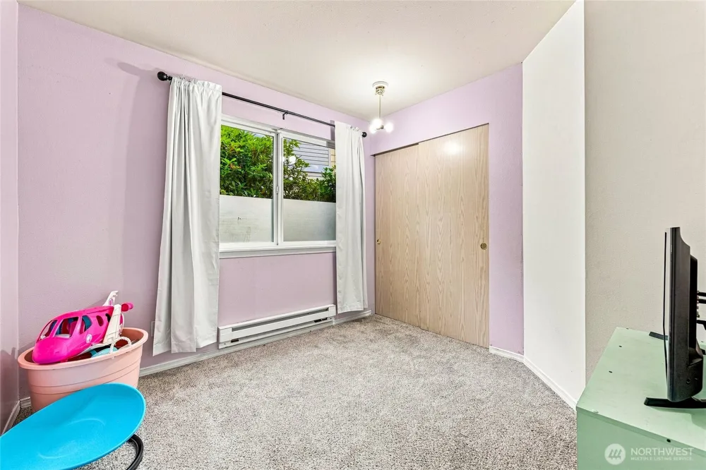 9210 Market Place #G102 Lake Stevens, WA 98258