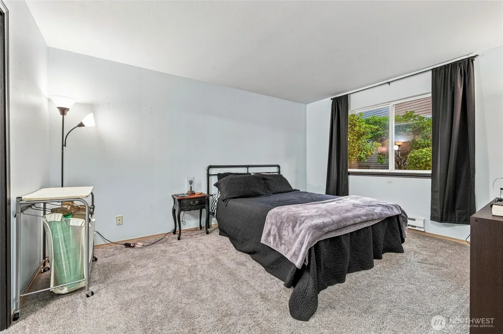9210 Market Place #G102 Lake Stevens, WA 98258
