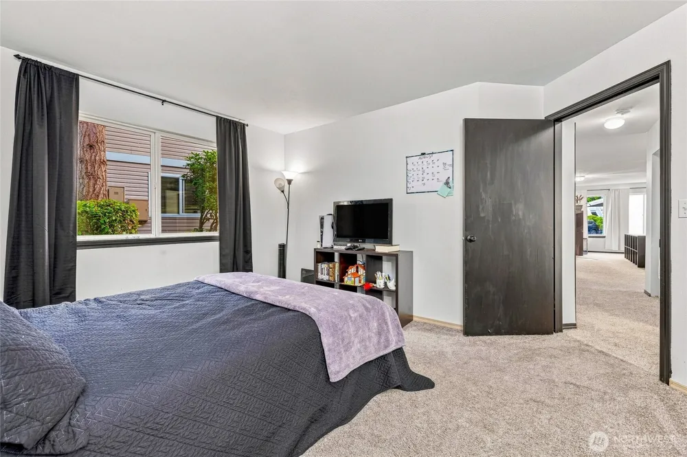 9210 Market Place #G102 Lake Stevens, WA 98258