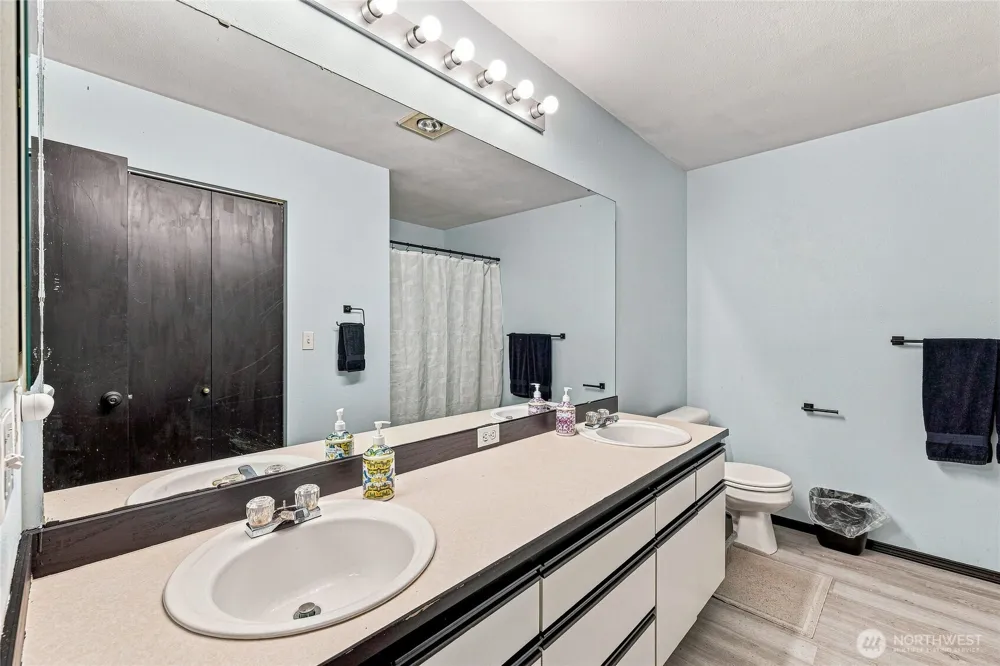 9210 Market Place #G102 Lake Stevens, WA 98258