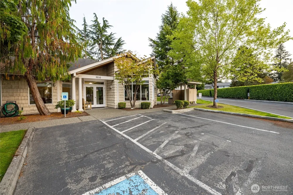 9210 Market Place #G102 Lake Stevens, WA 98258