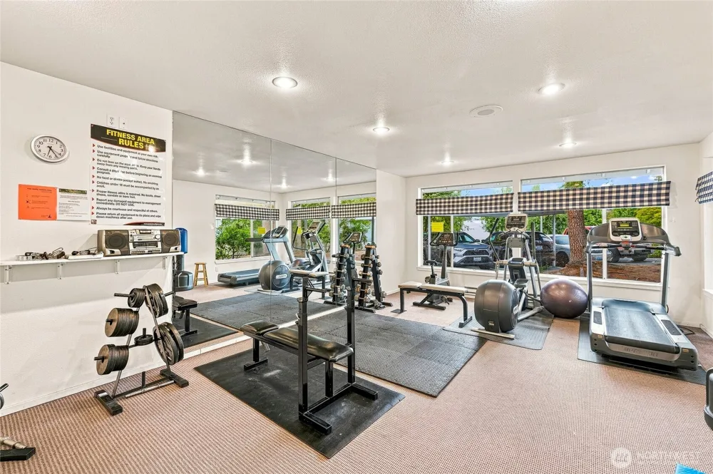9210 Market Place #G102 Lake Stevens, WA 98258