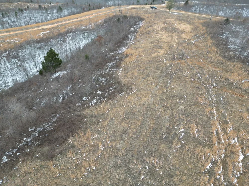 365 Twin Pines Overlook Lobelville, TN 37097