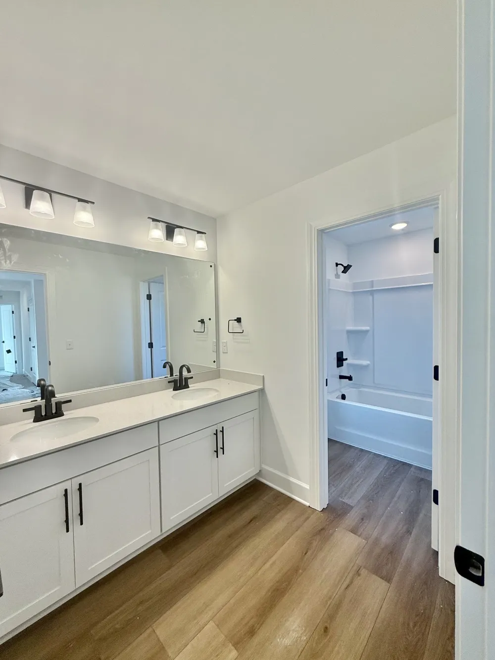 400 Downs Lane Mount Juliet, TN 37122