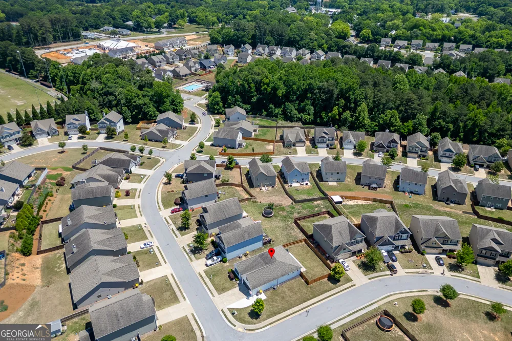381 Eagles Bluff WAY Hoschton, GA 30548