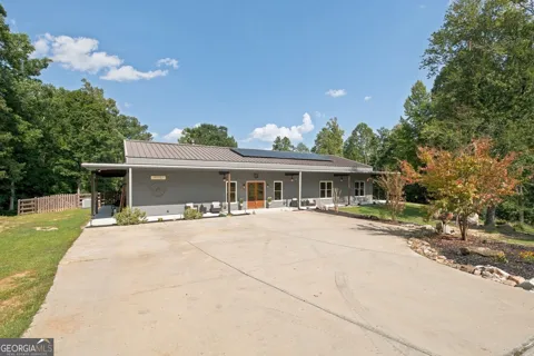 1411 Williams RD