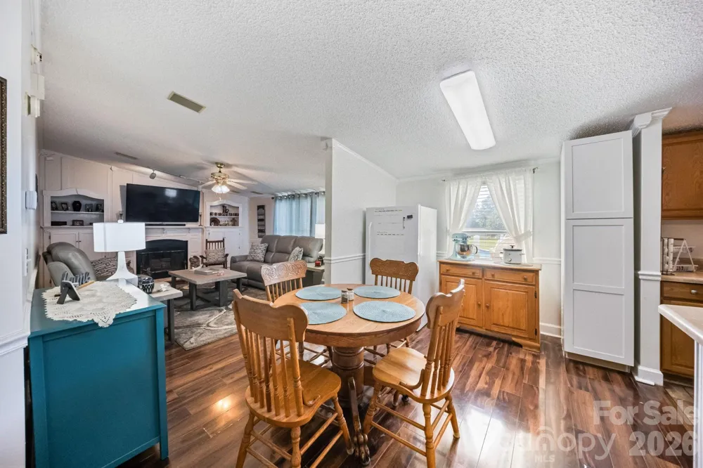 135 Willow Leaf Court Kannapolis, NC 28081
