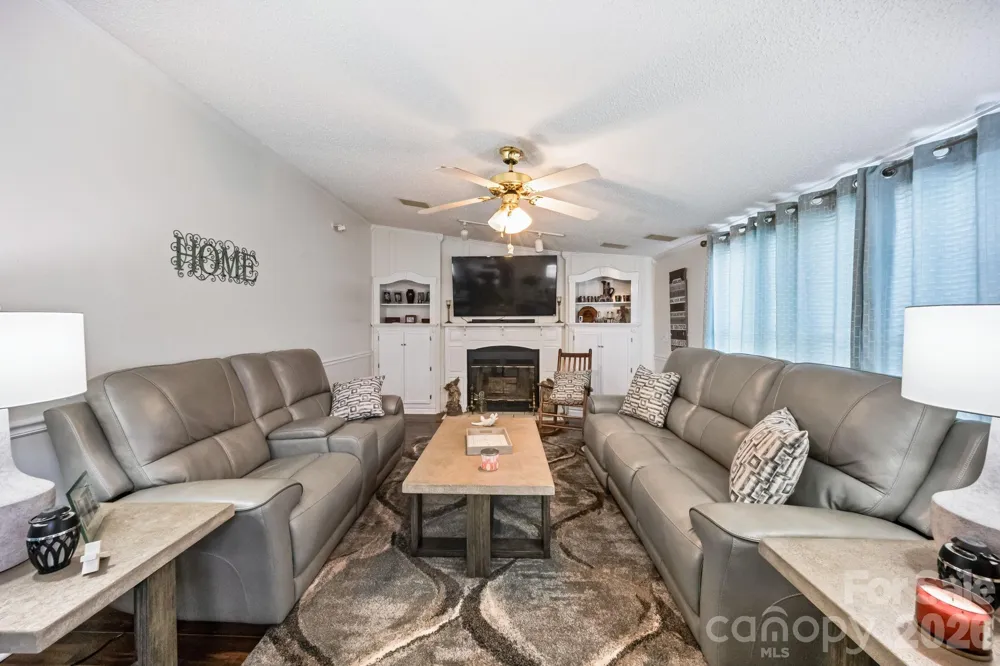 135 Willow Leaf Court Kannapolis, NC 28081