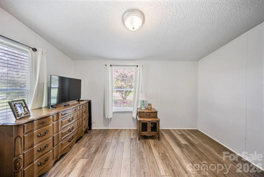 135 Willow Leaf Court Kannapolis, NC 28081
