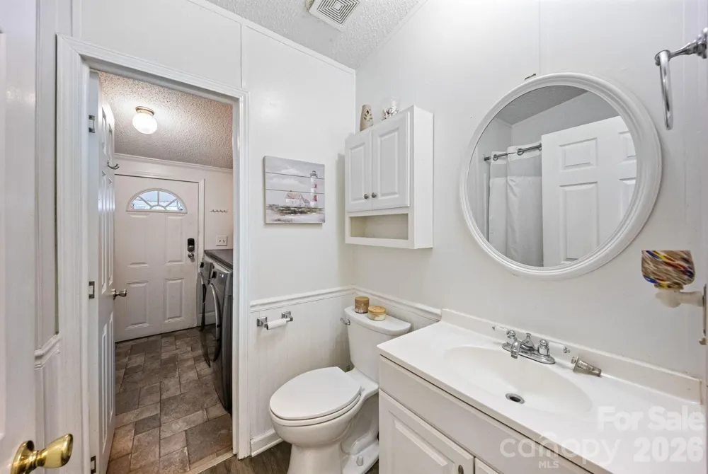 135 Willow Leaf Court Kannapolis, NC 28081