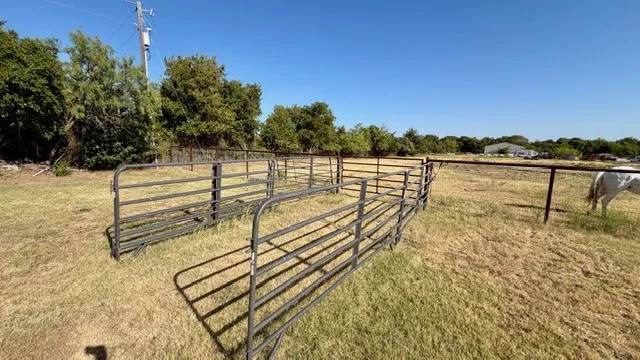 3109 County Road 810 Burleson, TX 76009