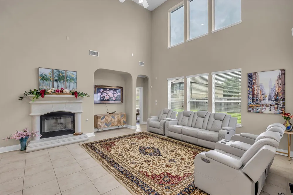 3314 Sussex Way Friendswood, TX 77546
