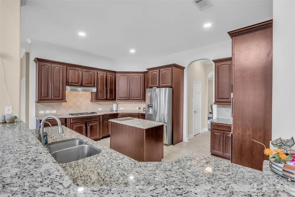 3314 Sussex Way Friendswood, TX 77546