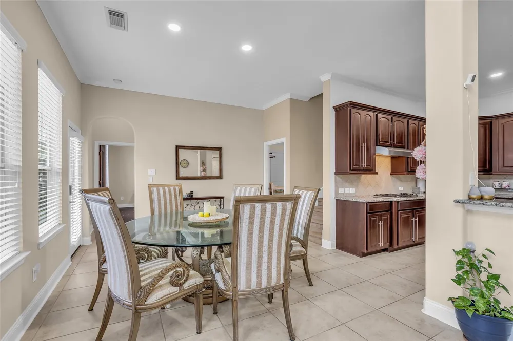 3314 Sussex Way Friendswood, TX 77546