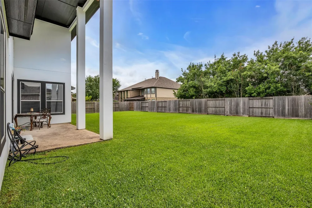 3314 Sussex Way Friendswood, TX 77546
