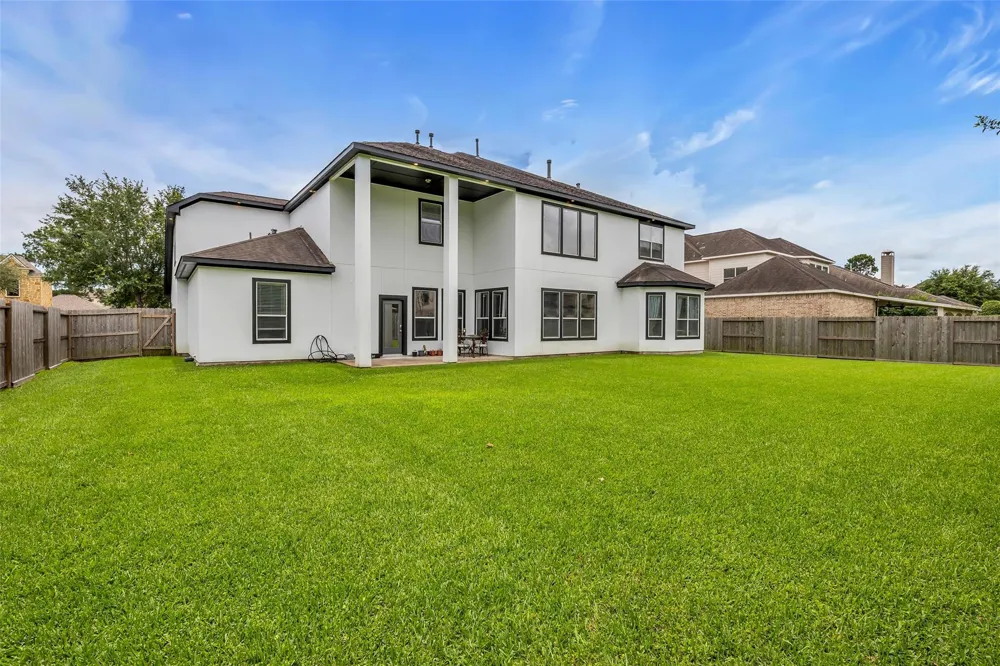3314 Sussex Way Friendswood, TX 77546
