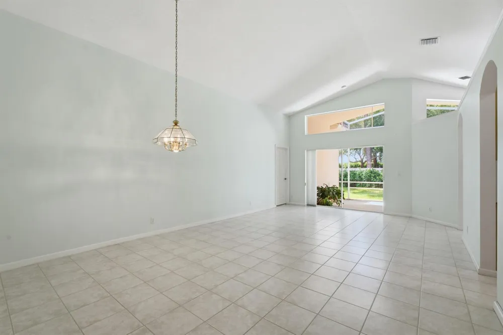 208 Jones Creek Drive Jupiter, FL 33458
