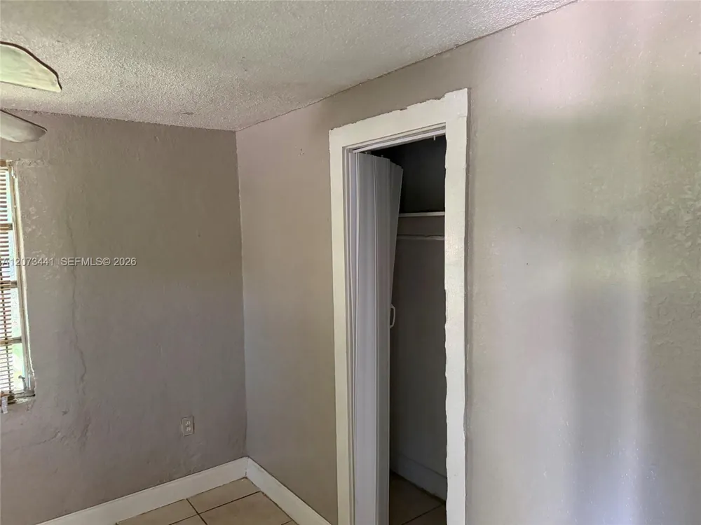 3035 NW 55th St Miami, FL 33142