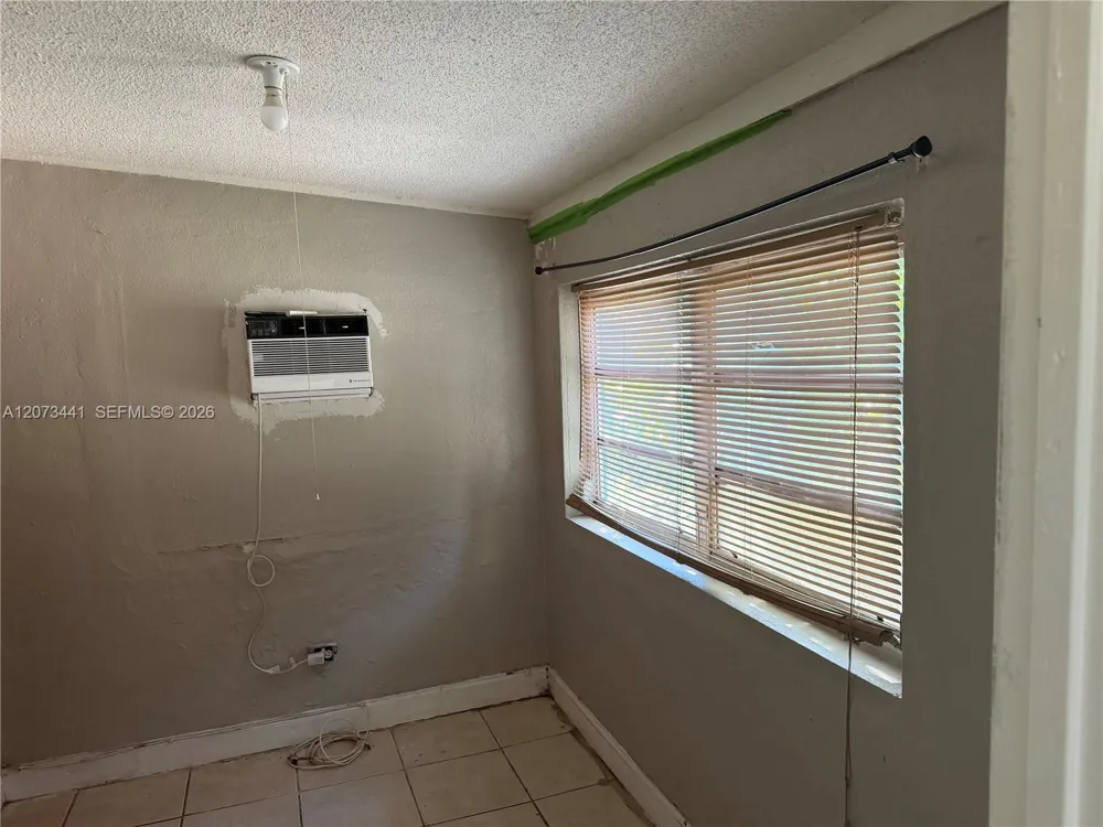 3035 NW 55th St Miami, FL 33142