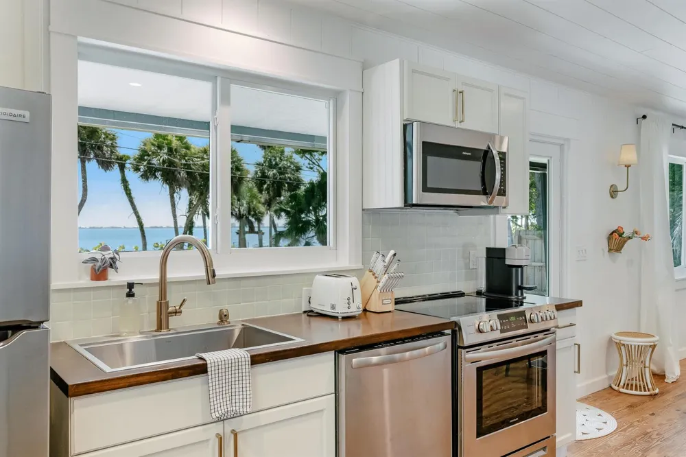 10007 S Indian River Drive Fort Pierce, FL 34982