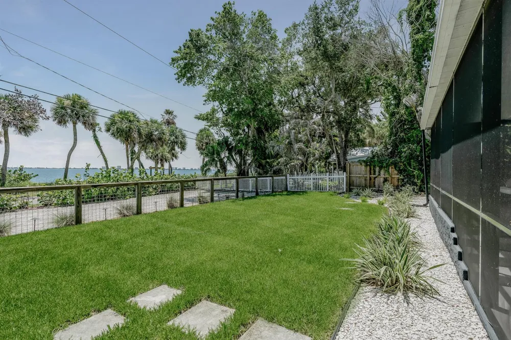 10007 S Indian River Drive Fort Pierce, FL 34982