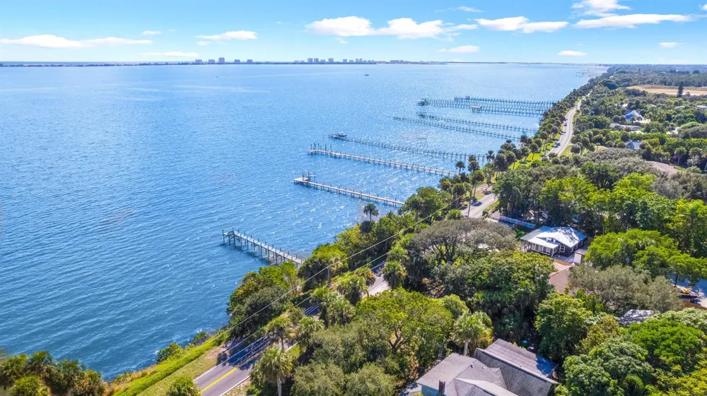 10007 S Indian River Drive Fort Pierce, FL 34982